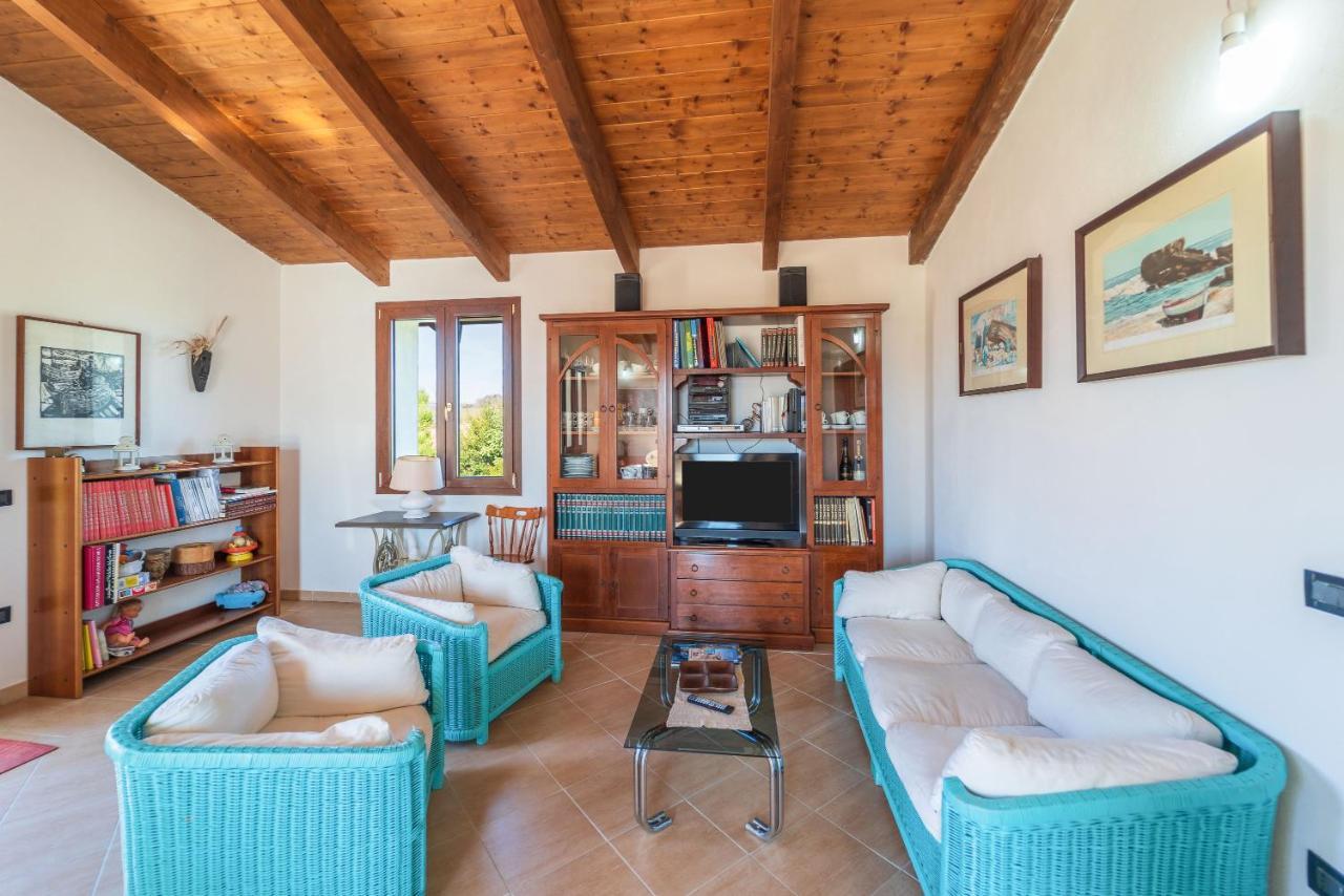 Villa Immersa Nella Natura 페르푸가스 외부 사진